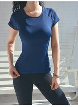 Load image into Gallery viewer, t-shirt